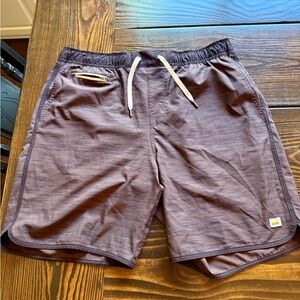 NWT VUORI Banks Short Mahogany Escape XL